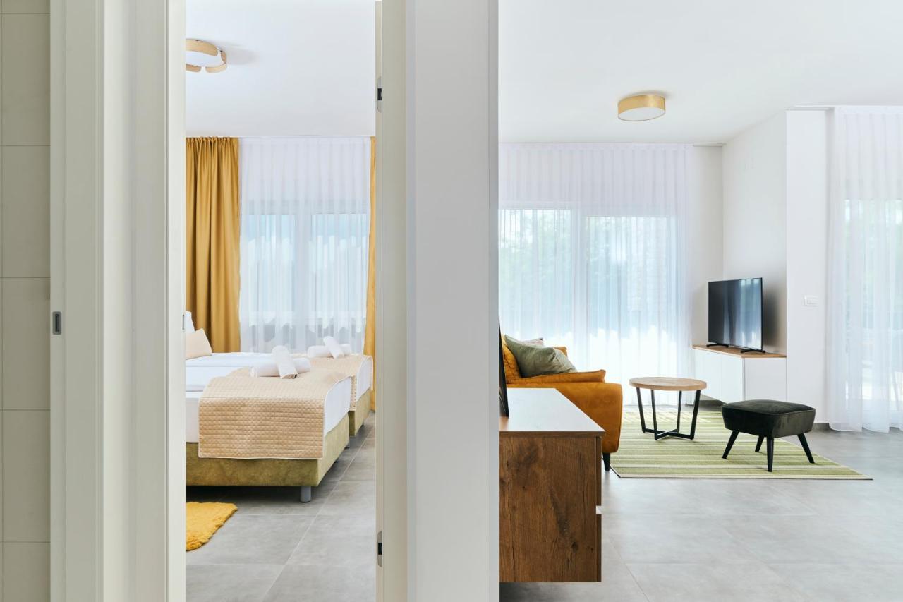Apartments San Maris 2 Умаг Экстерьер фото