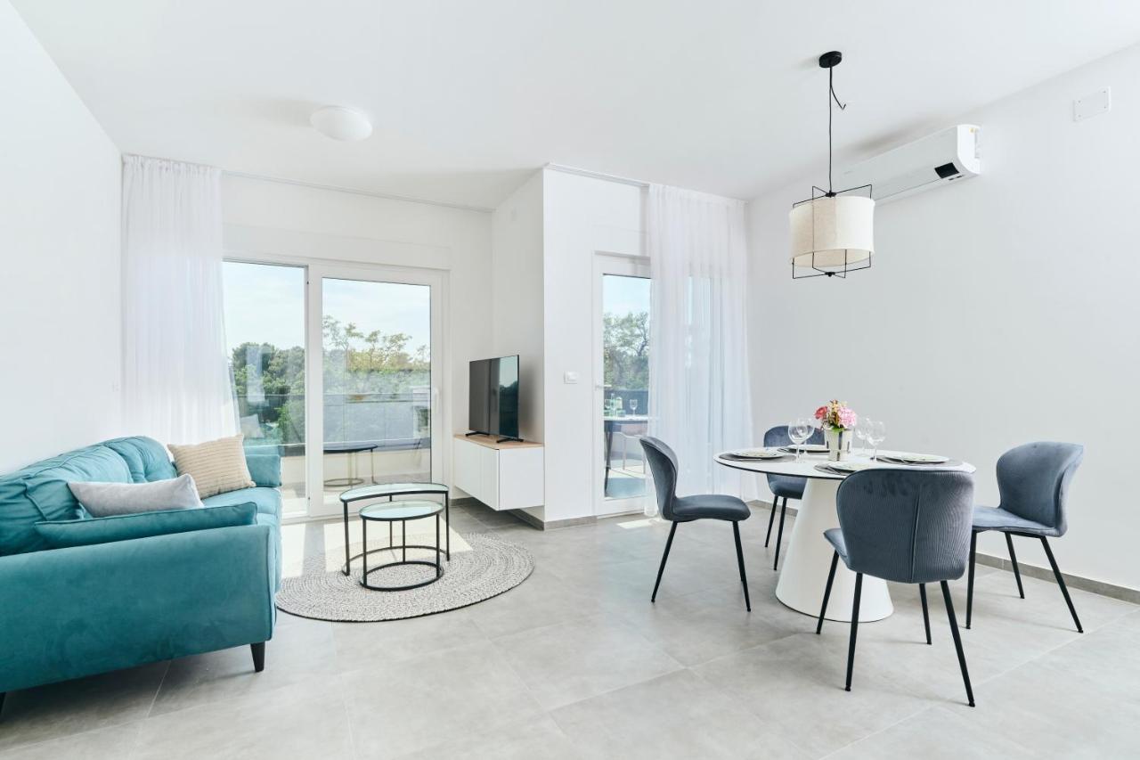 Apartments San Maris 2 Умаг Экстерьер фото